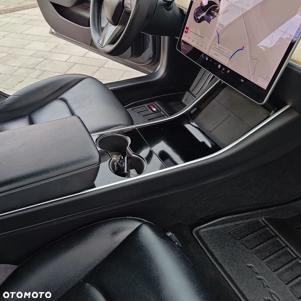 Tesla Model 3 Allradantrieb Dual Motor Performance - 23