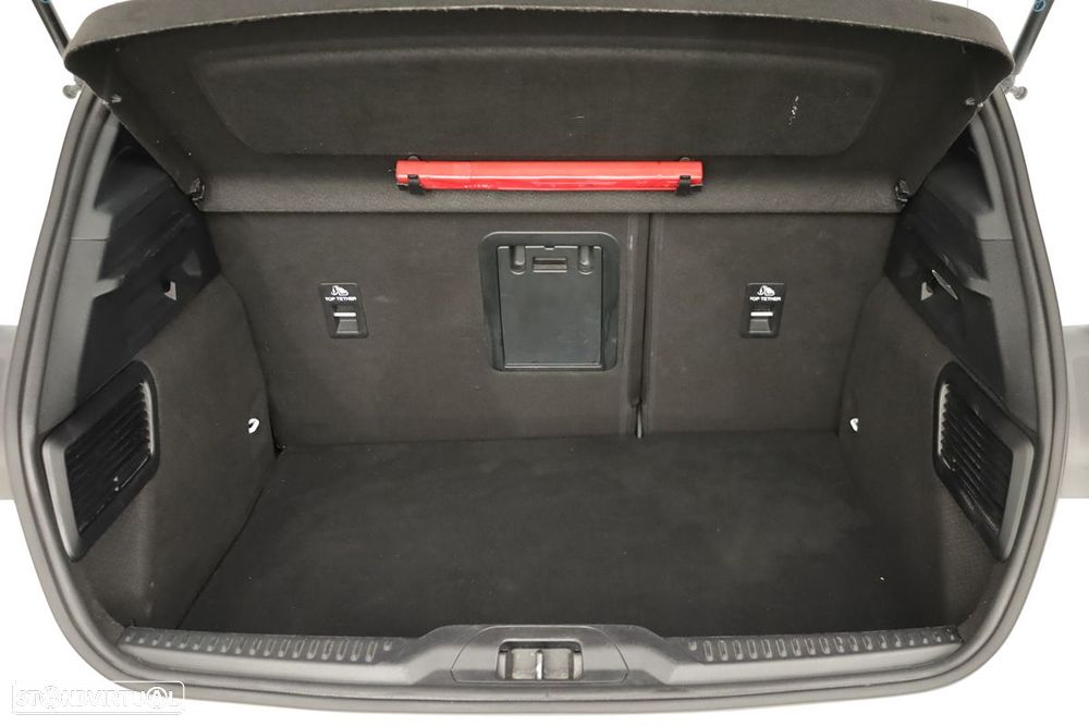 Ford Focus 1.0 EcoBoost MHEV ST-Line X Aut. - 22