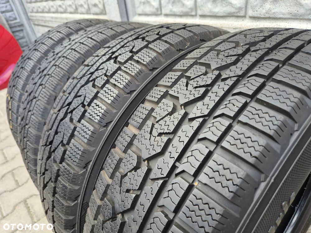 215/70R16 100T Kumho - Opony zimowe 4szt.