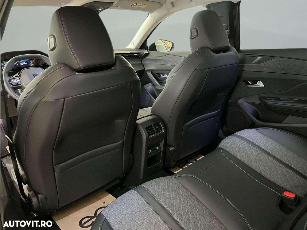 Peugeot 408 1.2L PureTech 130 S&S EAT8 Allure - 12