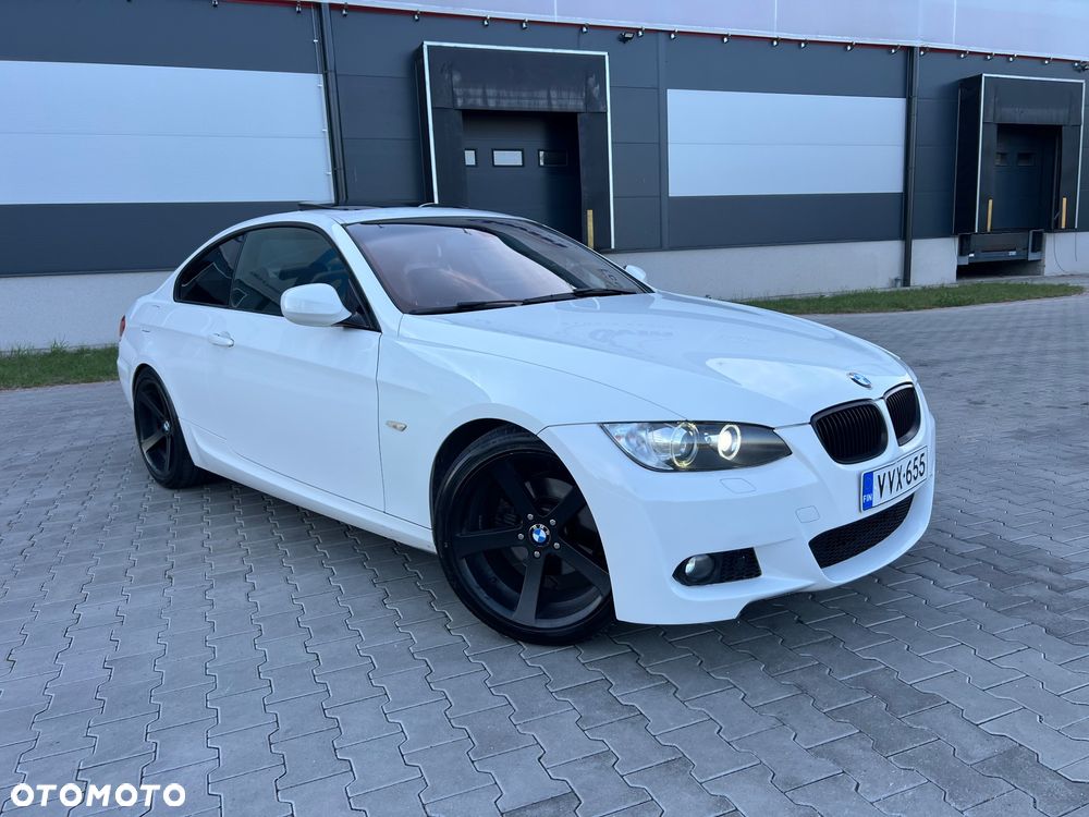 BMW Seria 3 320d Coupe - 2