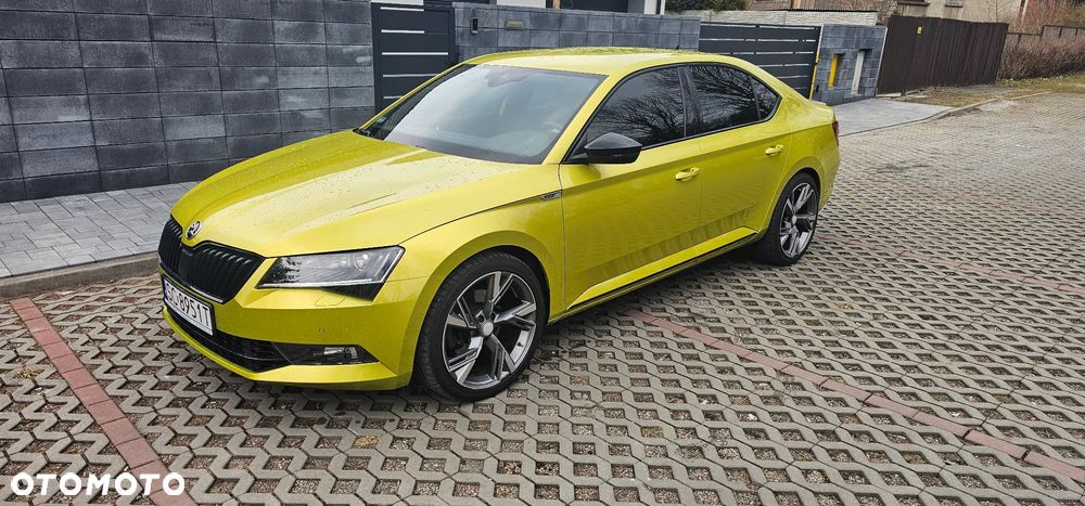 Skoda Superb 2.0 TDI 4x4 Sportline DSG - 2