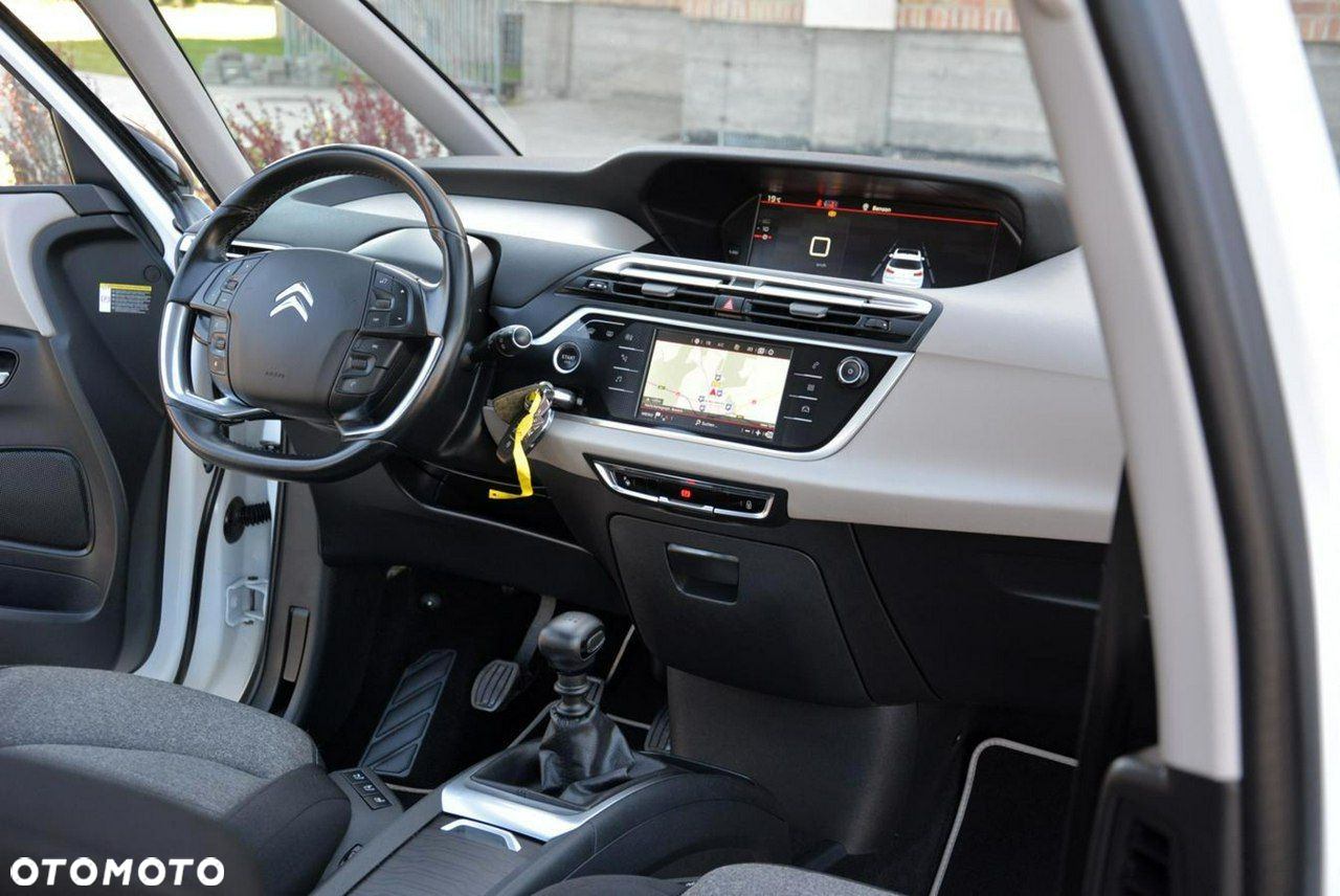 Citroën C4 SpaceTourer BlueHDi 130 Stop&Start SHINE - 25
