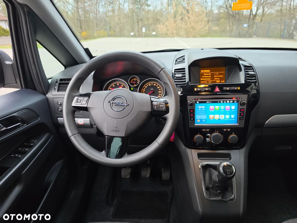 Opel Zafira 1.8 Edition 111 Jahre - 15