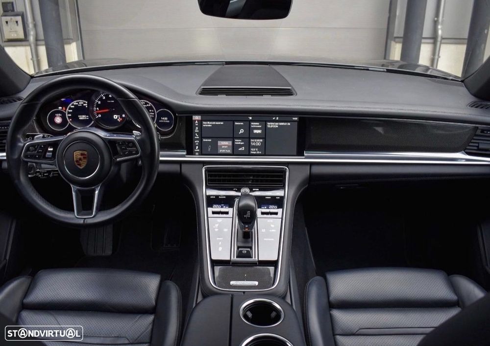 Porsche Panamera 4 S - 14