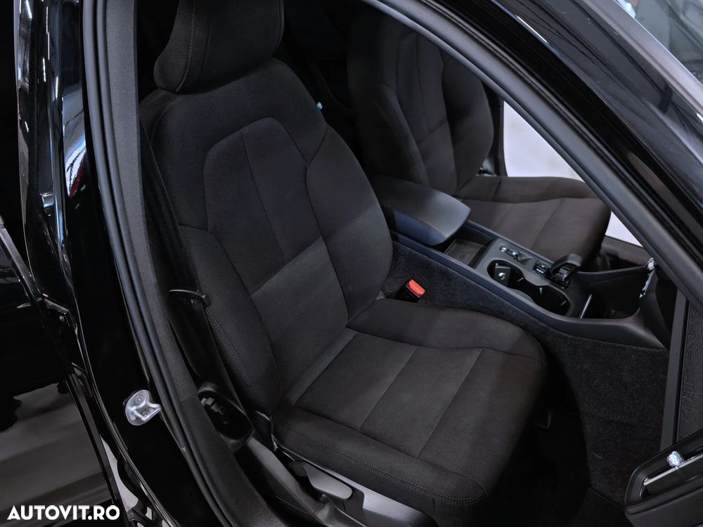 Volvo XC 40 T4 Recharge DKG Essential - 9