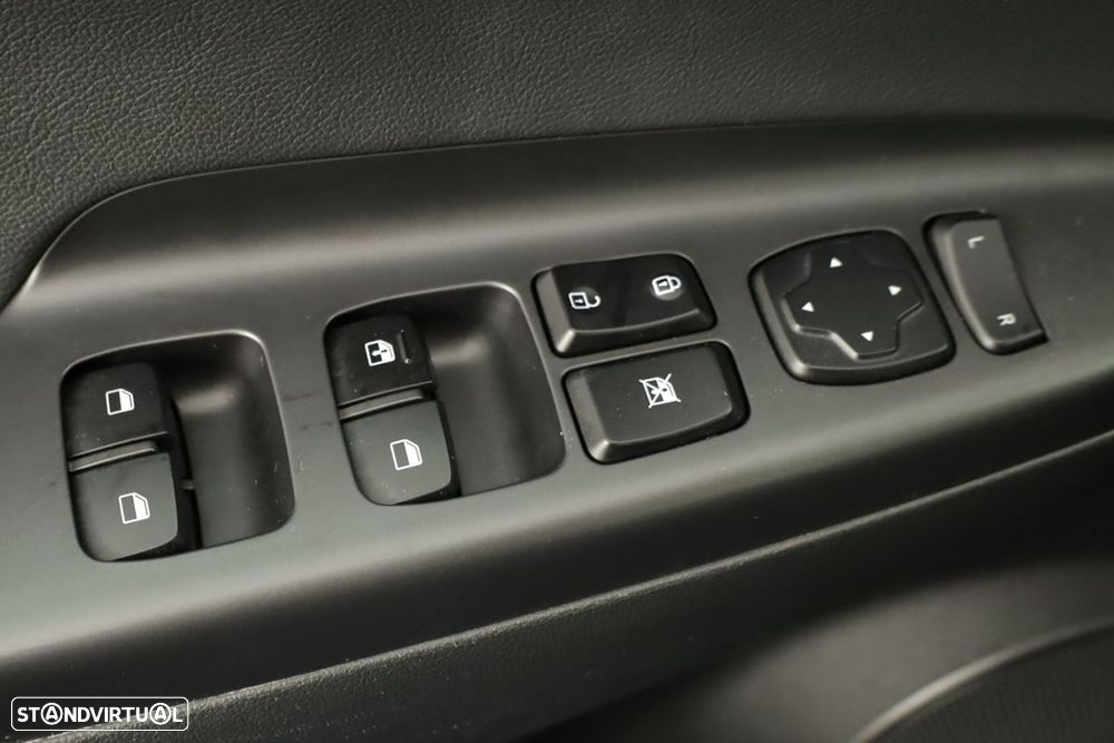 Hyundai Kauai 1.0 T-GDi Premium Pele/Tec.Vermelho - 19