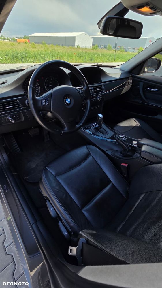 BMW Seria 3 - 16