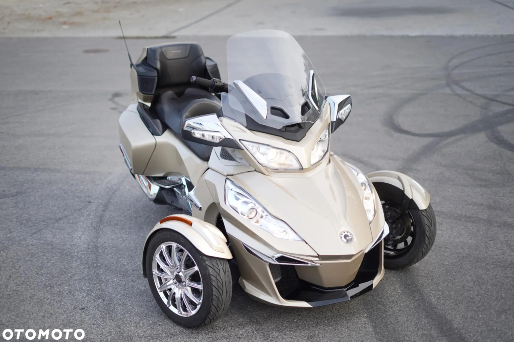Can-Am Spyder - 2