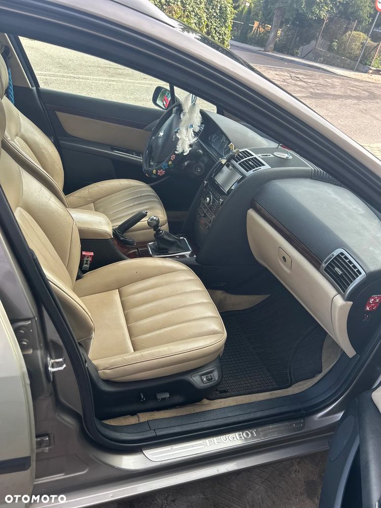 Peugeot 407 - 5