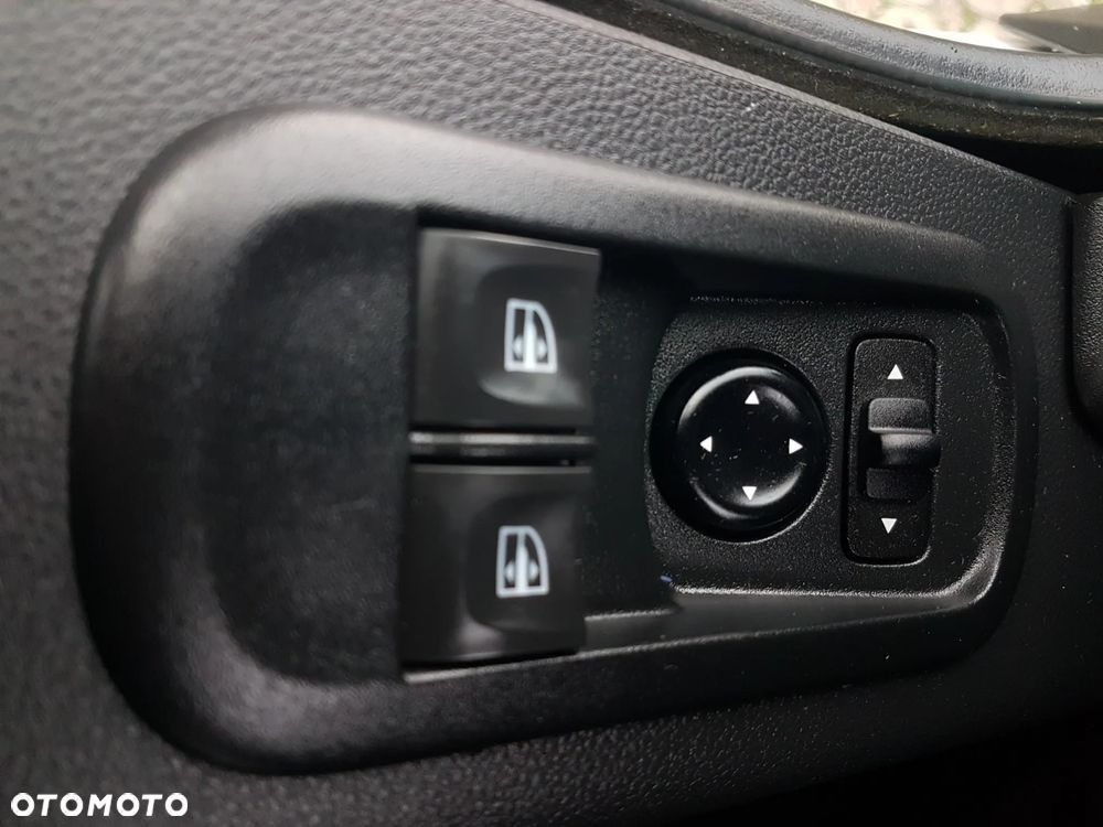 Renault MASTER 8EP CHŁODNIA MROŹNIA 4,24x2,13x2,05 IZOTERMA AGREGAT THERMO KING V-500 MAX GRZANIE KLIMA KRAJOWY - 9