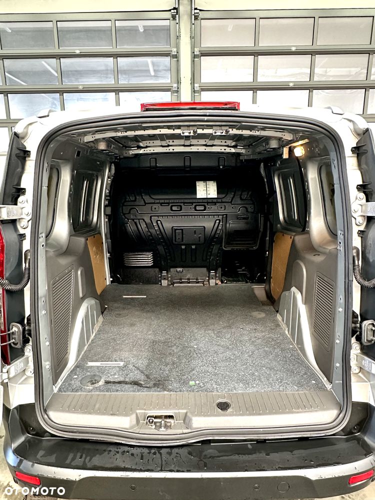 Ford Transit Connect - 12