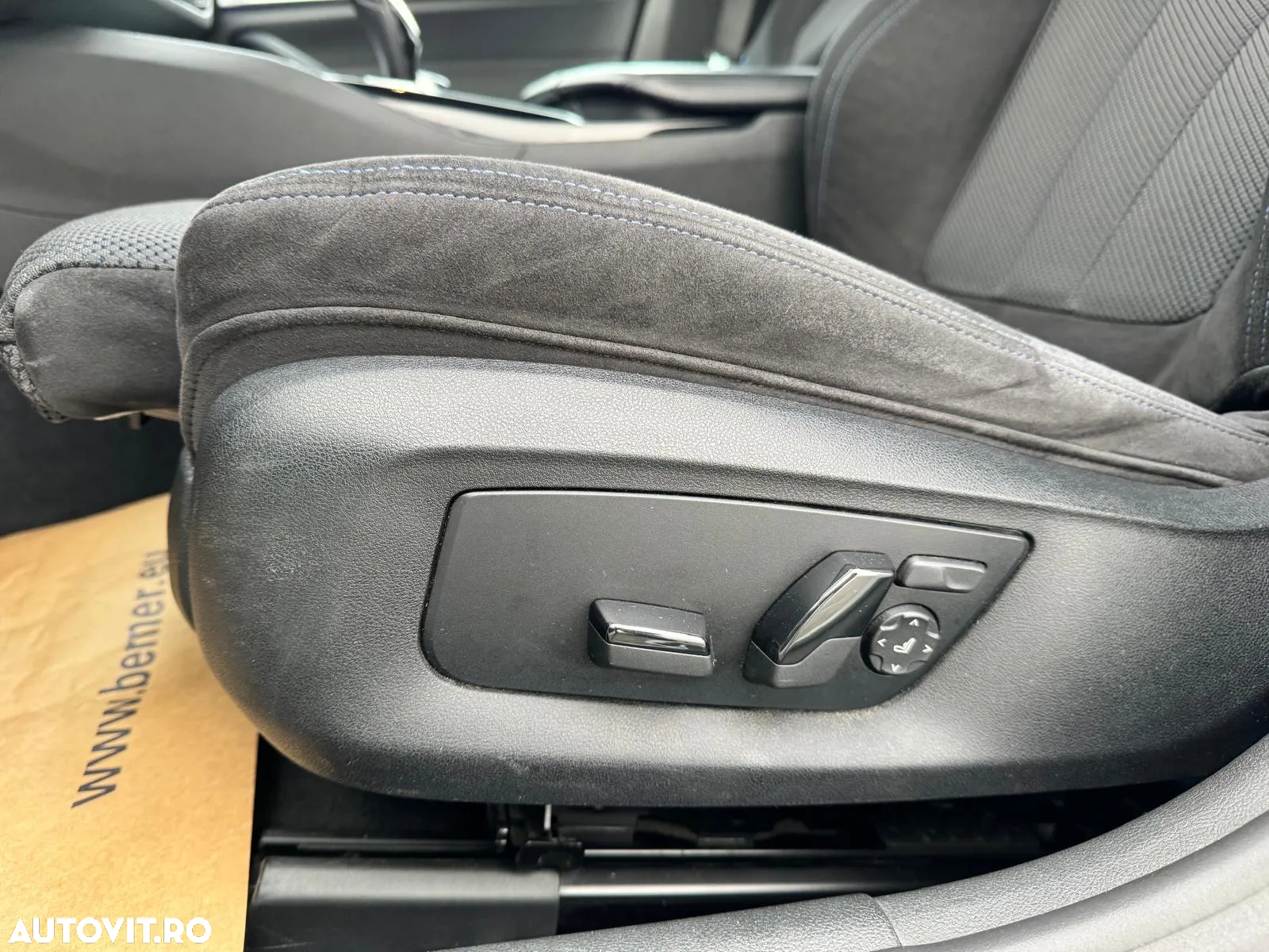 BMW Seria 5 520d xDrive AT - 32
