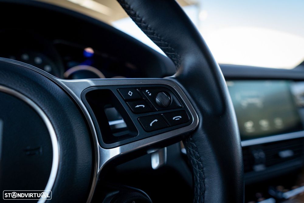 Porsche Cayenne Platinum Edition - 35