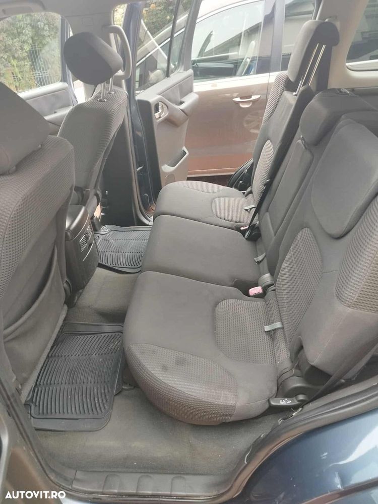 Nissan Pathfinder - 5