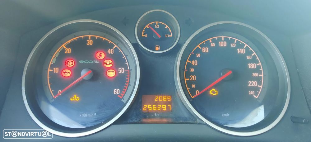 Opel Astra 1.3 CDTi Enjoy EcoFLEX - 20