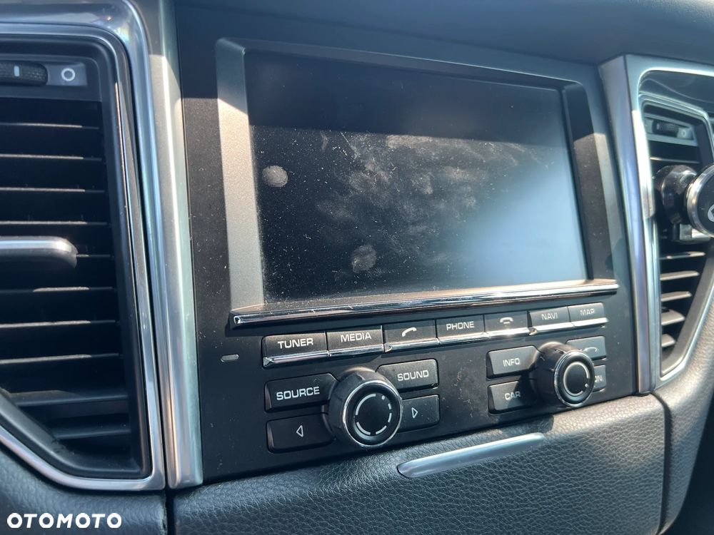 Porsche Macan S - 24