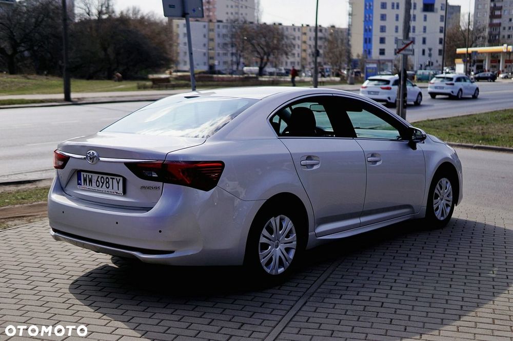 Toyota Avensis 2017 photo 5