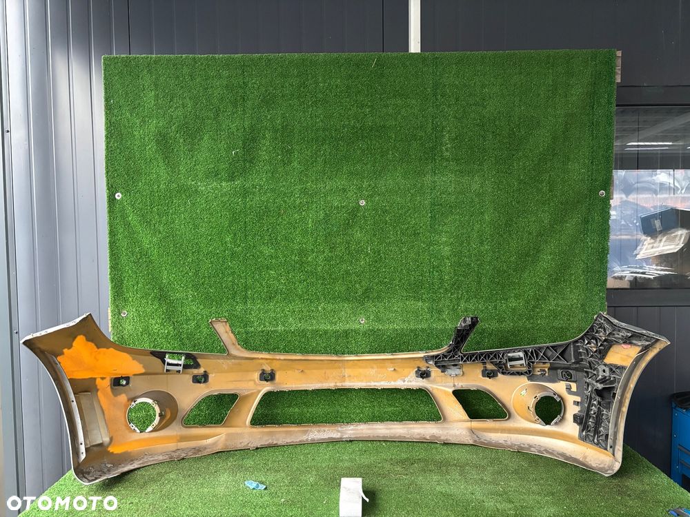 Mercedes C Klasa 204 6,3 AMG zderzak przedni - 7