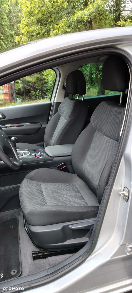 Peugeot 3008 1.6 Premium - 19