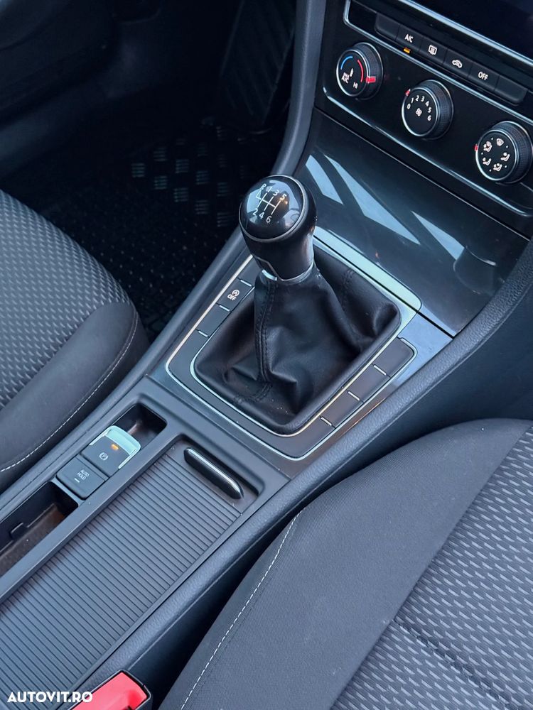 Volkswagen Golf 1.0 TSI OPF Comfortline - 14