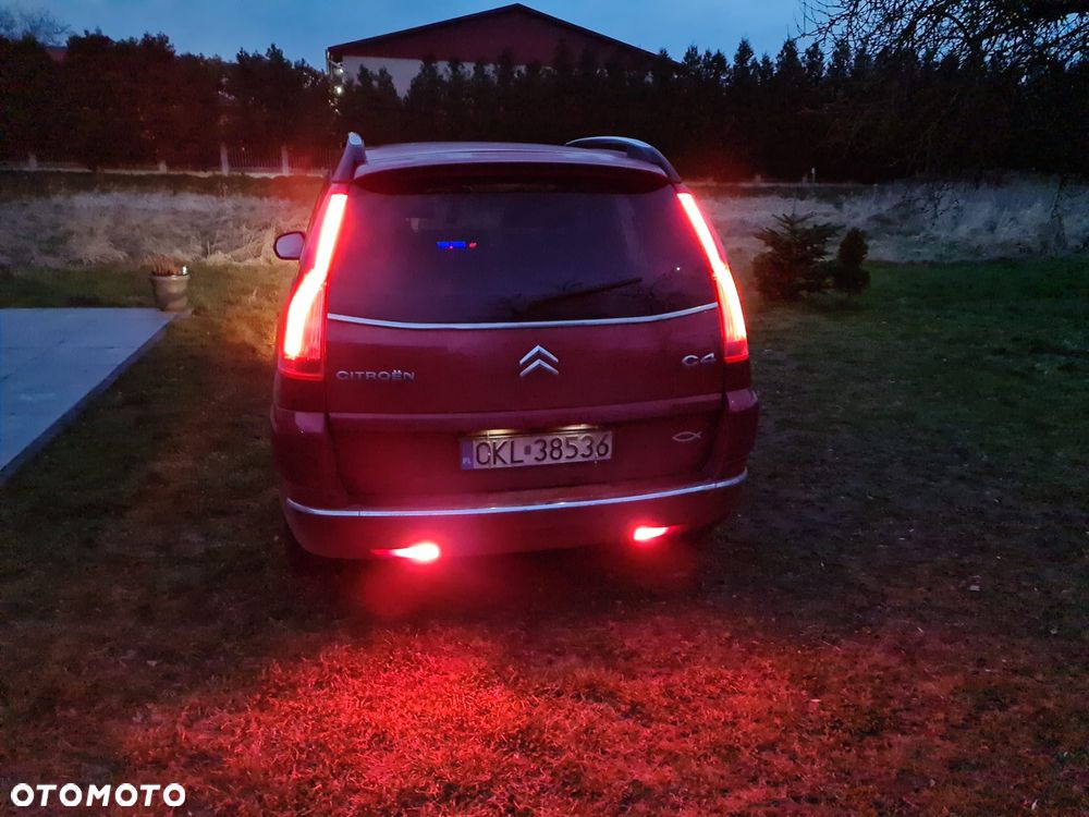 Citroën C4 2.0 HDi FAP Exclusive - 13