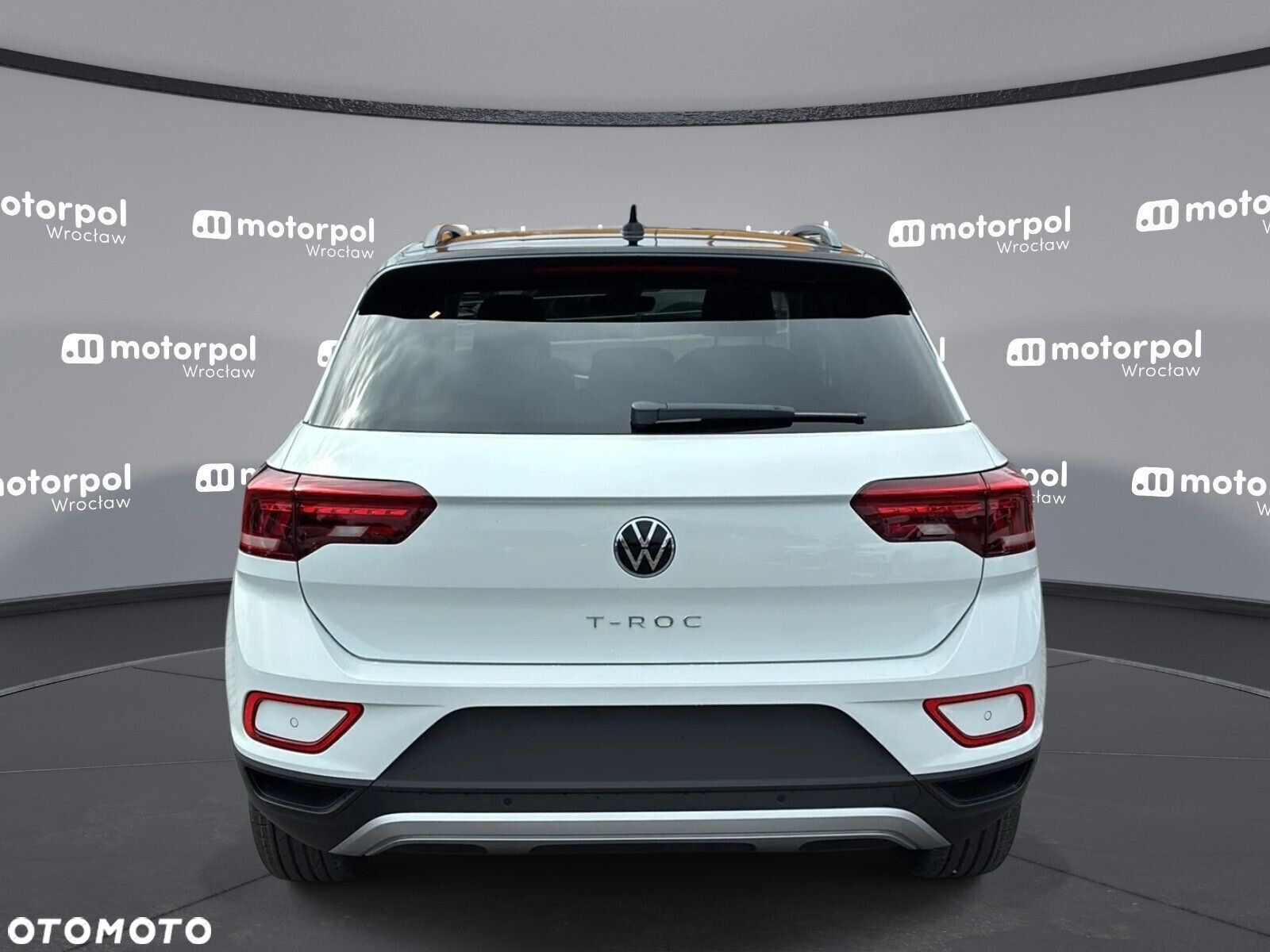 Volkswagen T-Roc - 9