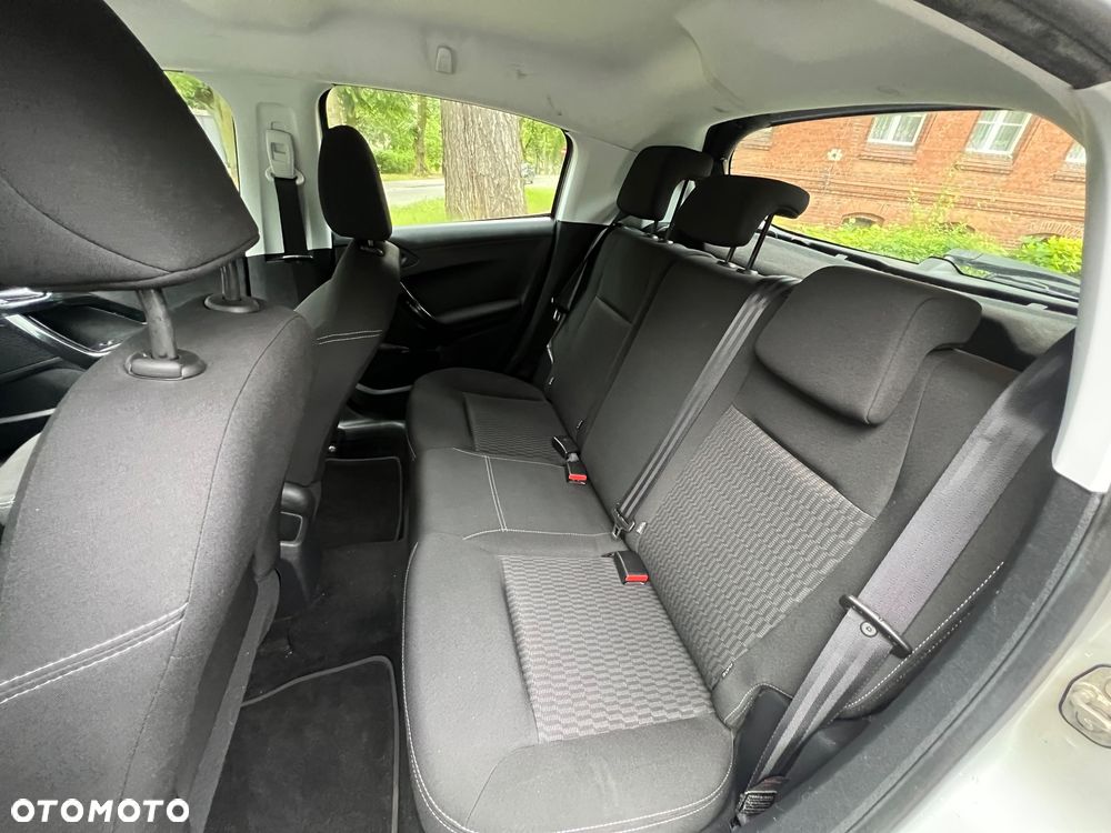 Peugeot 208 Blue-HDi 100 Stop&Start Allure - 9