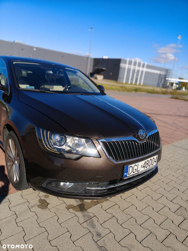 Skoda Superb 3.6 FSI 4x4 L&K DSG - 20