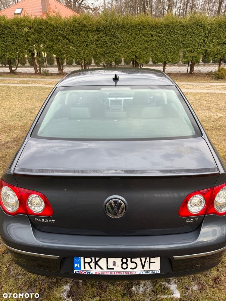 Volkswagen Passat 2.0 TSI DSG Comfortline - 9
