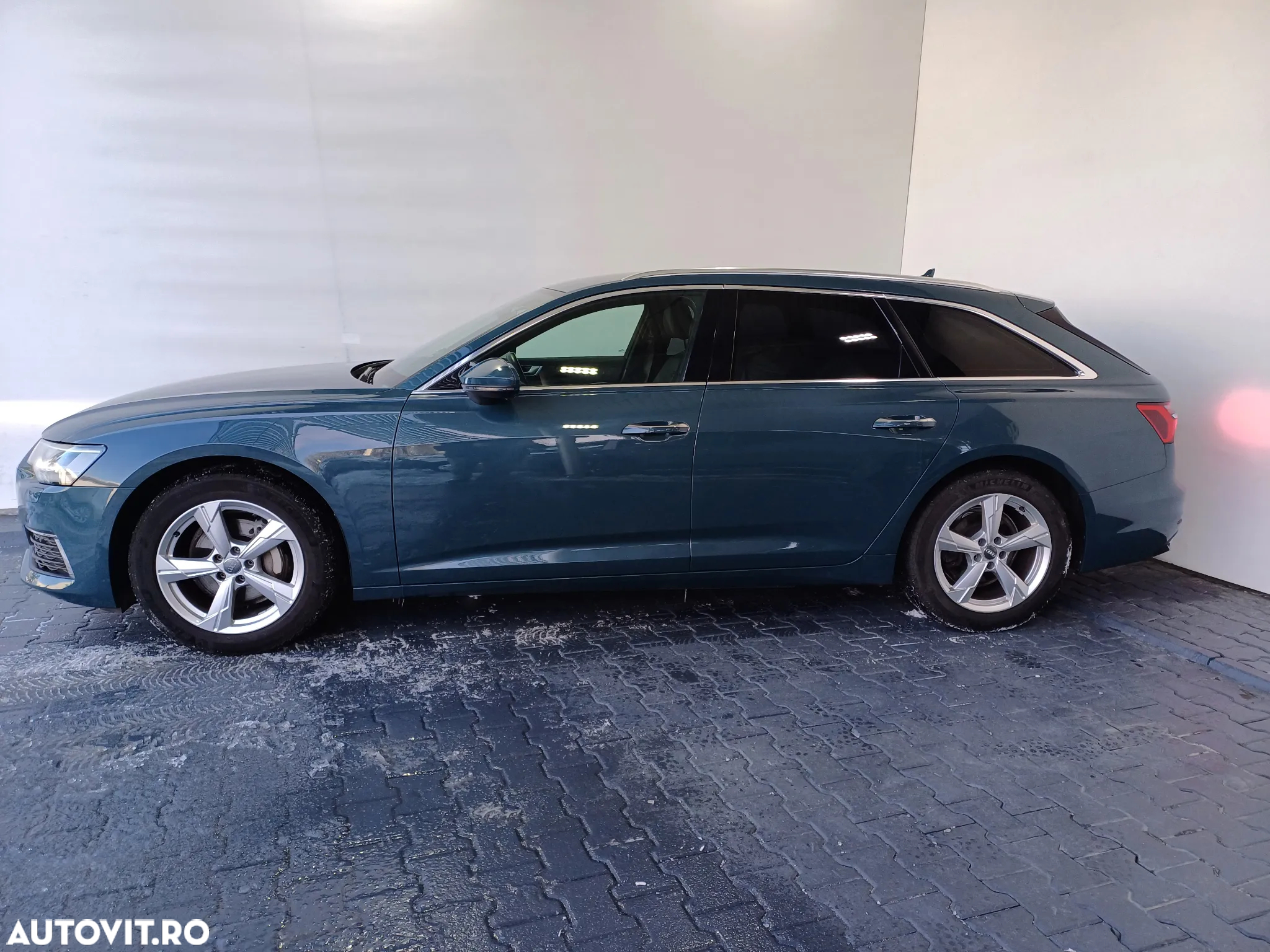 Audi A6 Avant 2.0 40 TDI quattro S tronic Design - 2