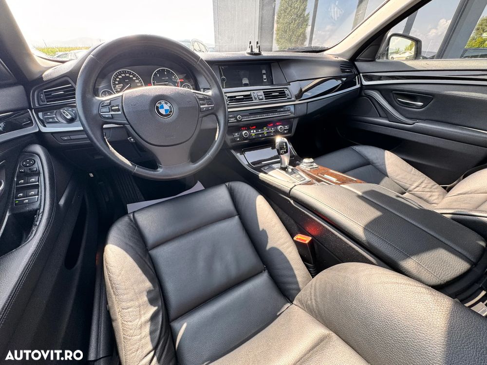 BMW Seria 5 520d Aut. - 27