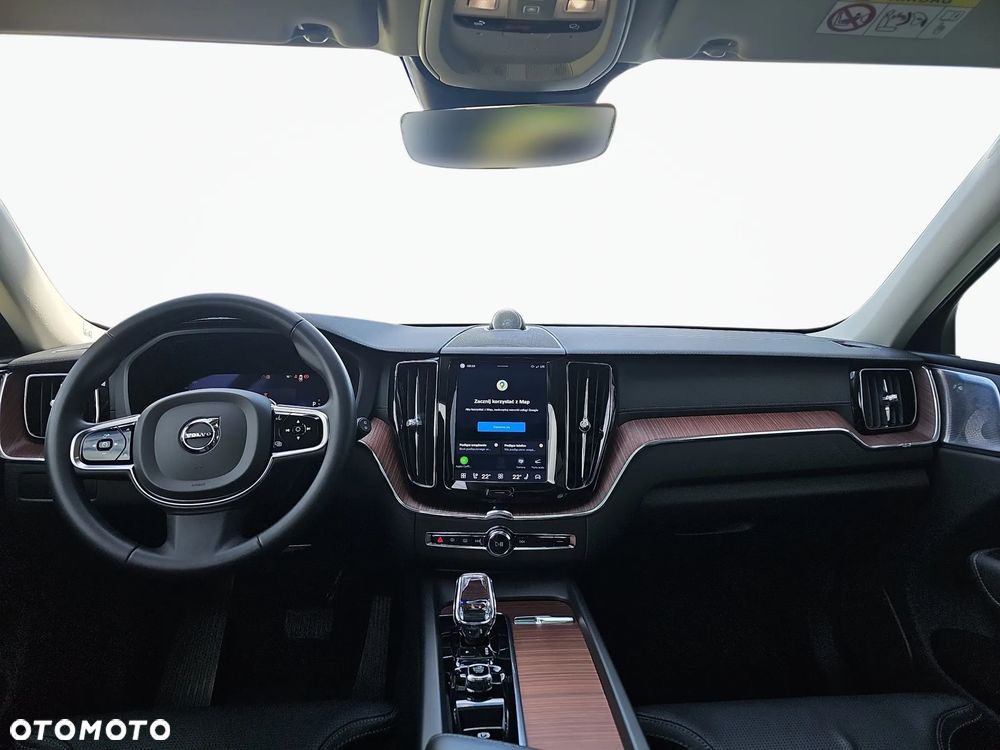 Volvo XC 60 B5 D AWD Ultimate Bright - 5