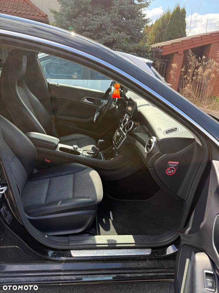 Mercedes-Benz CLA - 17
