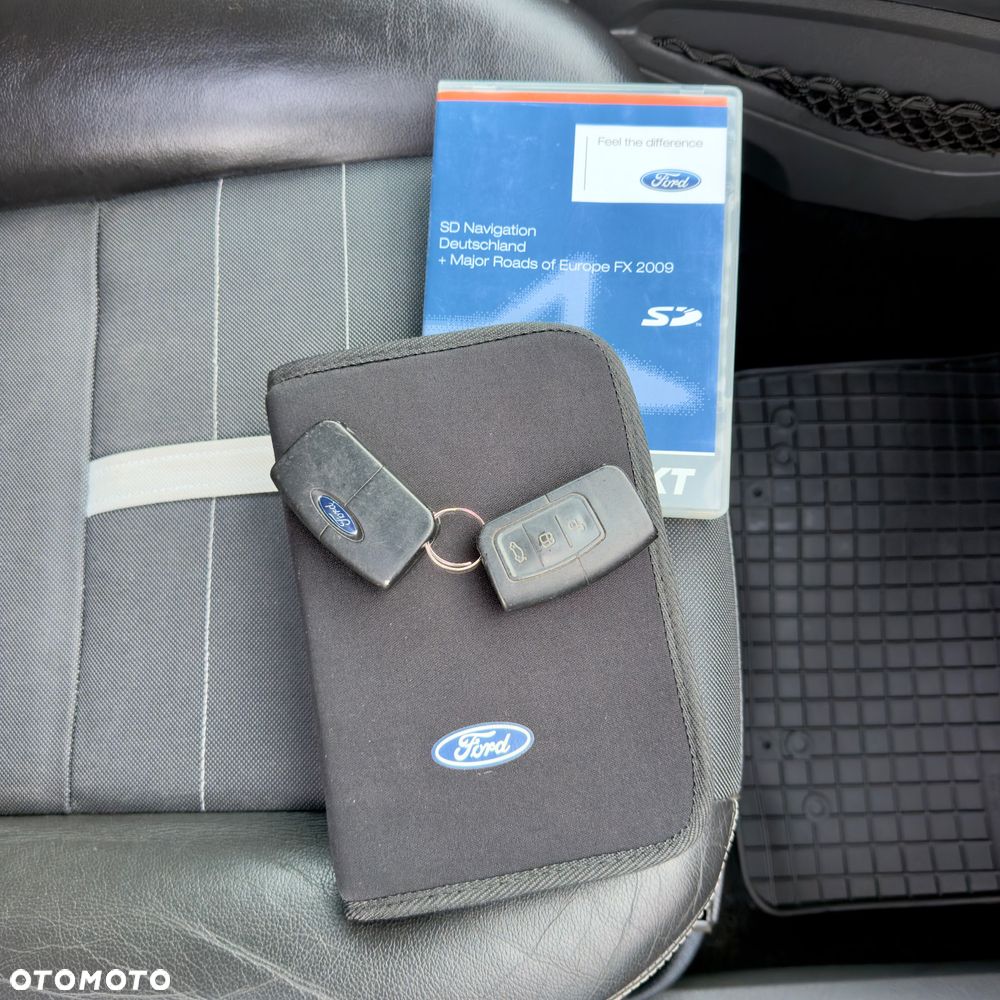 Ford Kuga 2.0 TDCi 4x4 Titanium - 27