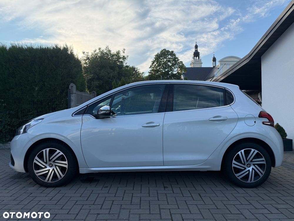 Peugeot 208 1.6 BlueHDi Allure S&S - 2