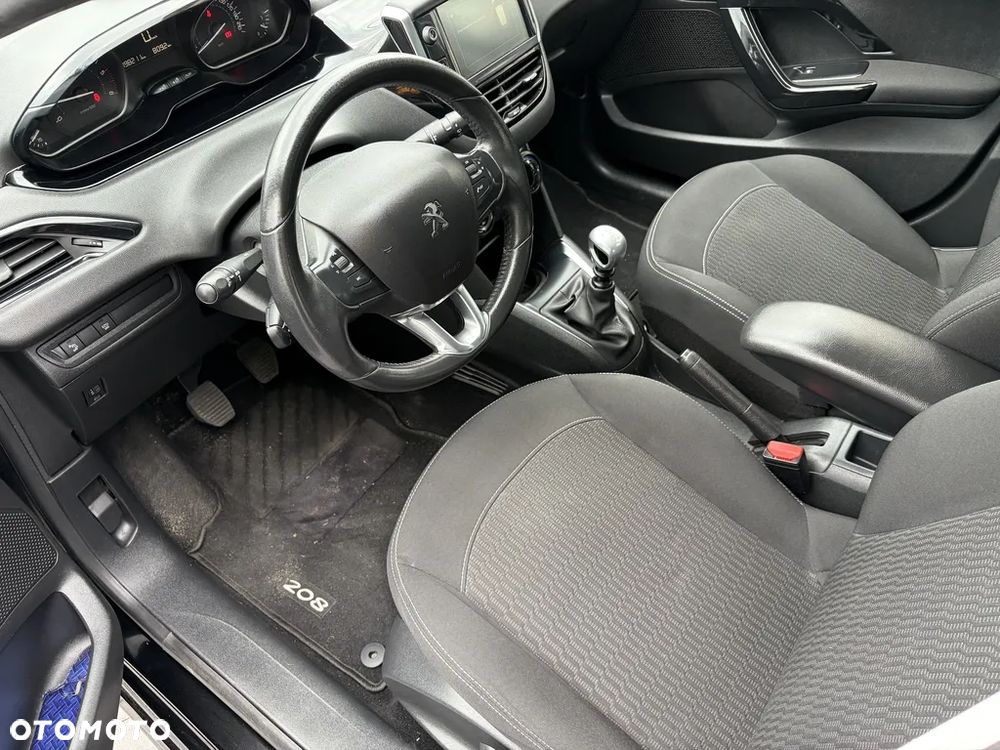 Peugeot 208 BlueHDi 100 Active - 10