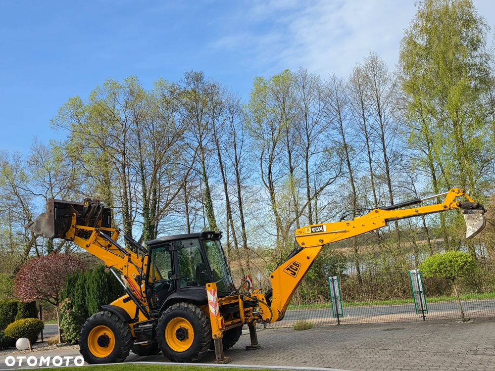 JCB 4CX / Szybkozłącze przód i tył - 11