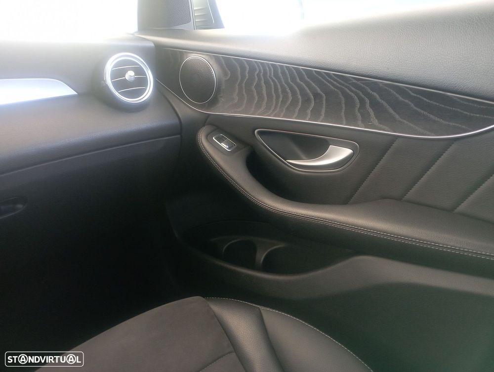 Mercedes-Benz GLC 250 d AMG Line 4-Matic - 24