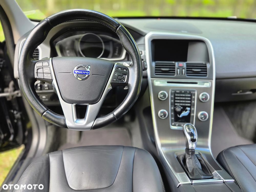 Volvo XC 60 T6 AWD Summum - 29