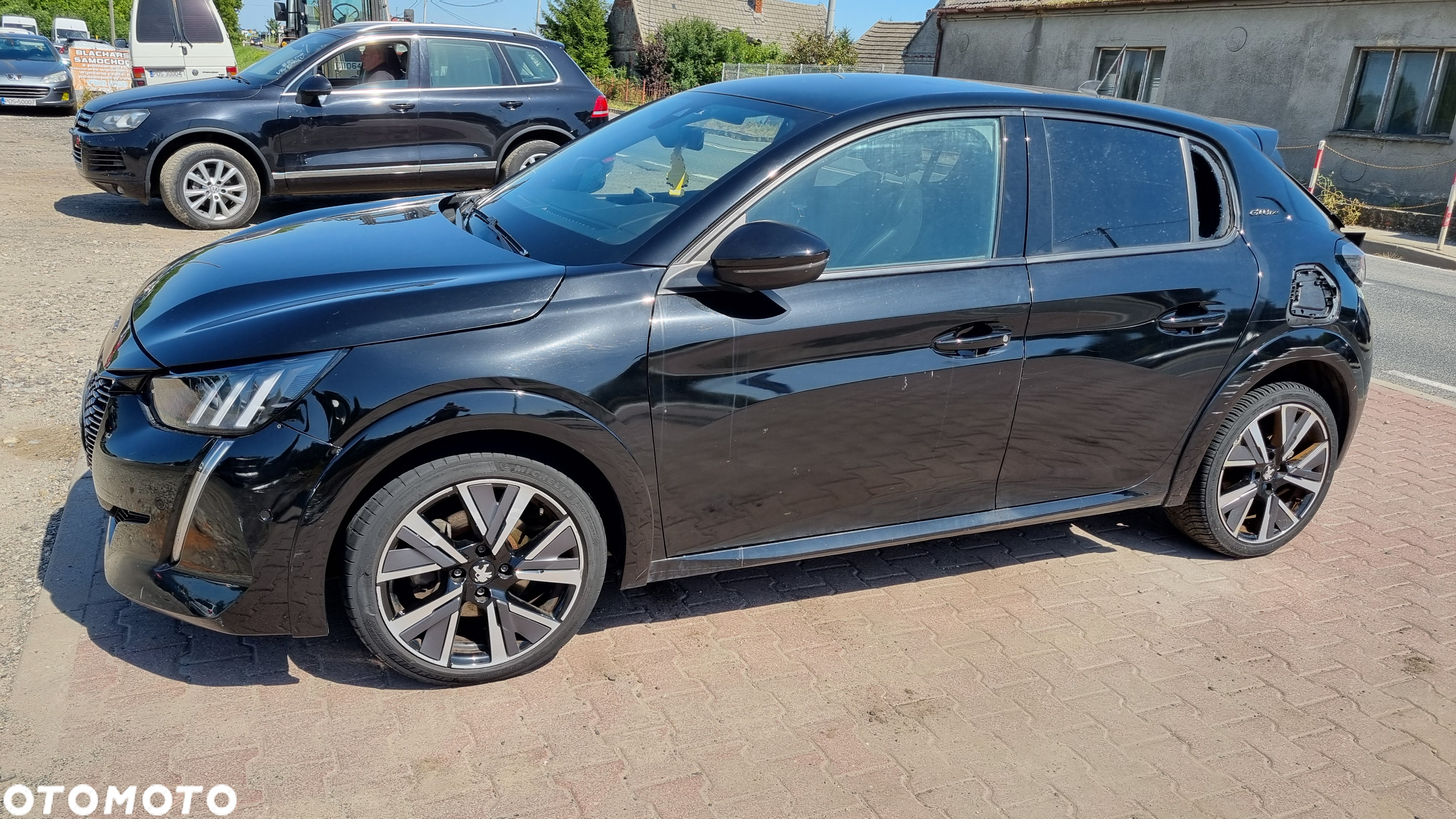 Peugeot 208 1.2 PureTech GT Line S&S EAT8 - 10