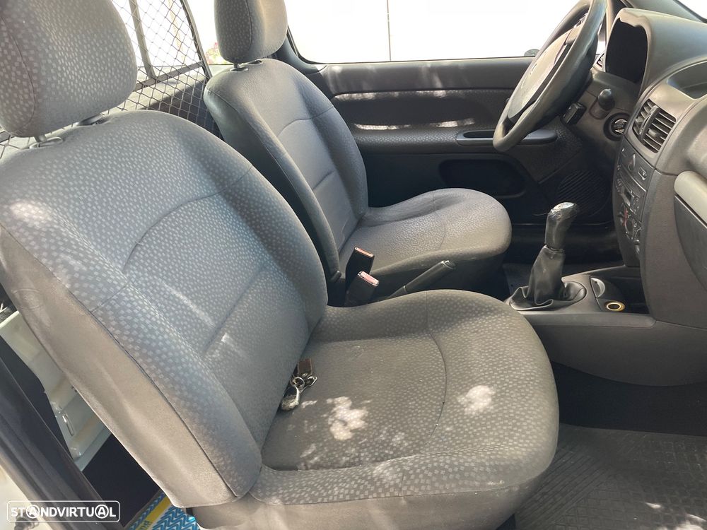 Renault Clio - 13