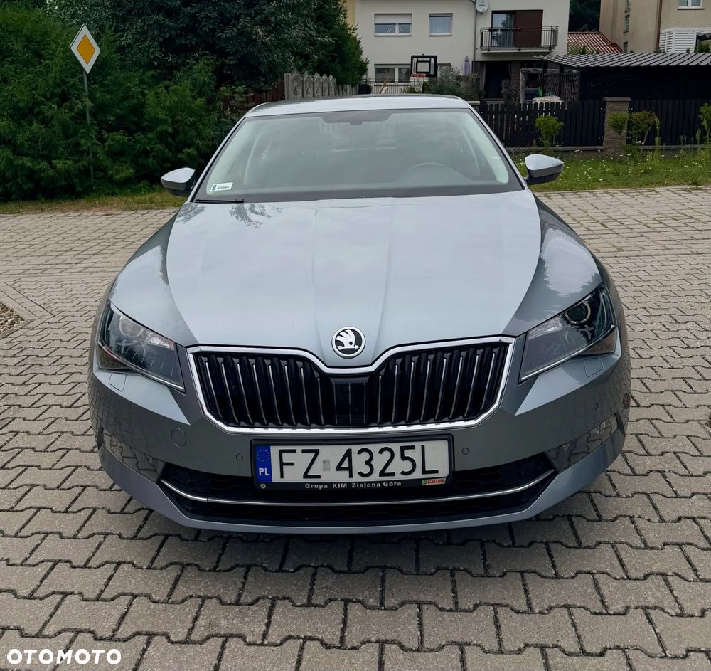 Skoda Superb 2.0 TDI Ambition DSG7 - 7