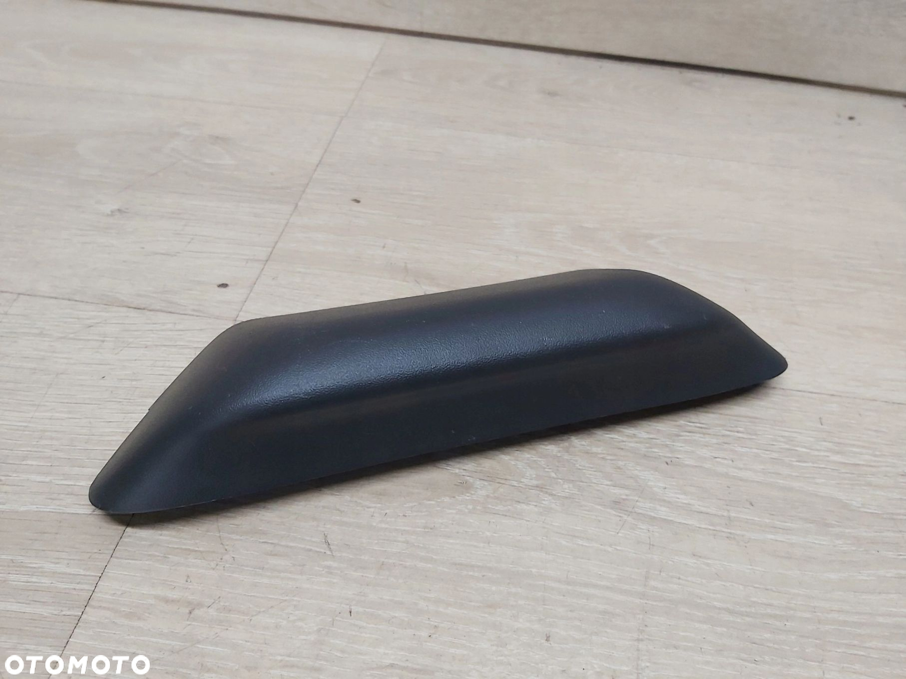 Toyota Yaris I 99 - 05 osłona plastik światła stop - 3
