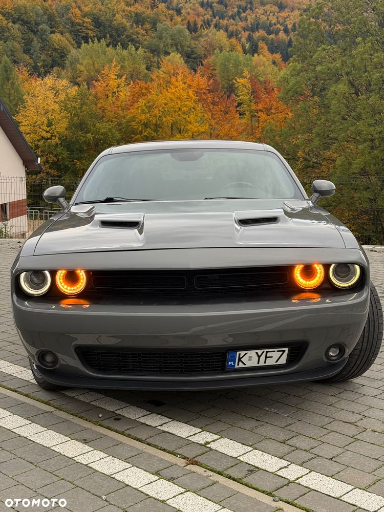 Dodge Challenger Automatik SXT Plus - 3