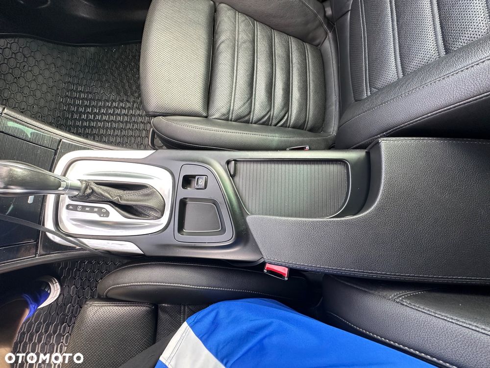 Opel Insignia CT 2.0 CDTI - 17