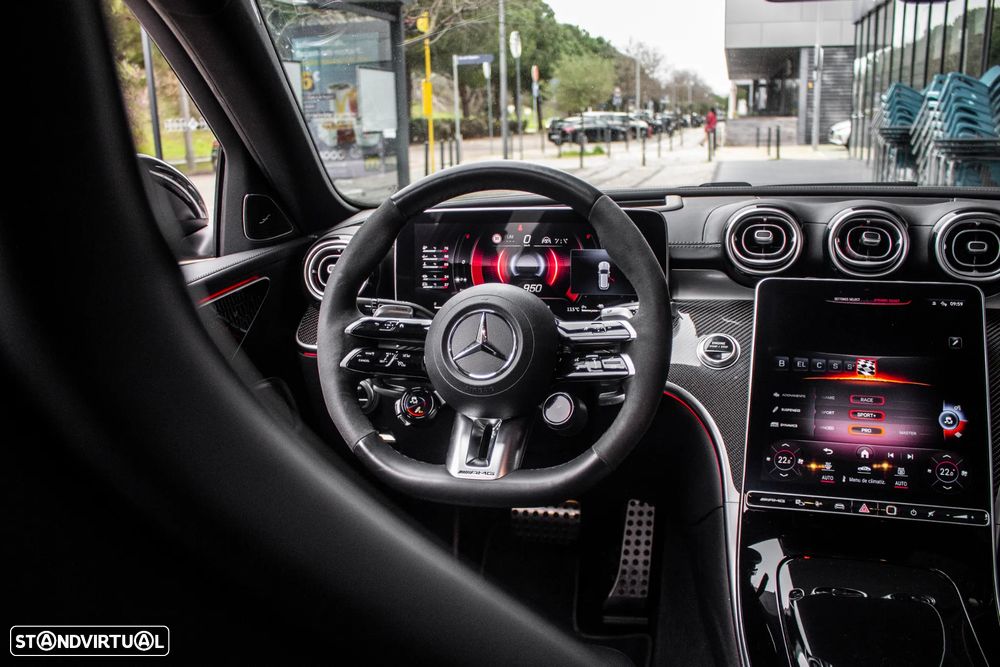 Mercedes-Benz C 63 AMG S E Performance 4Matic - 34