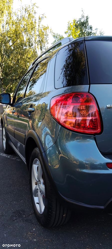 Suzuki SX4 1.6 VVT 4x2 Comfort Dance - 8