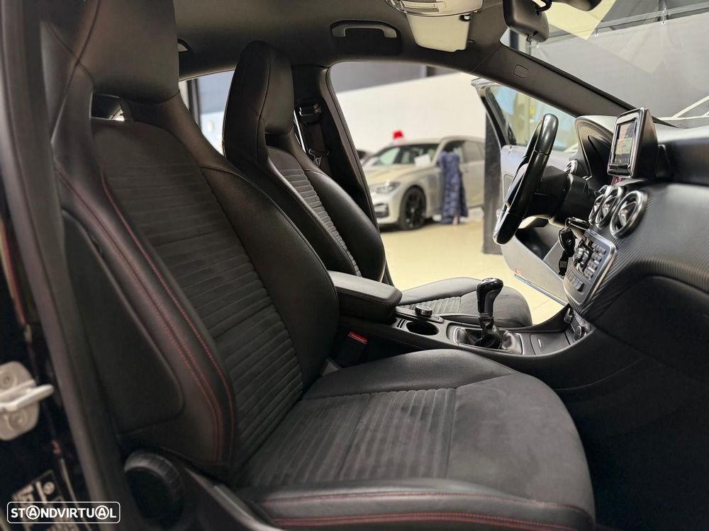 Mercedes-Benz A 180 Dynamic Edition - 23