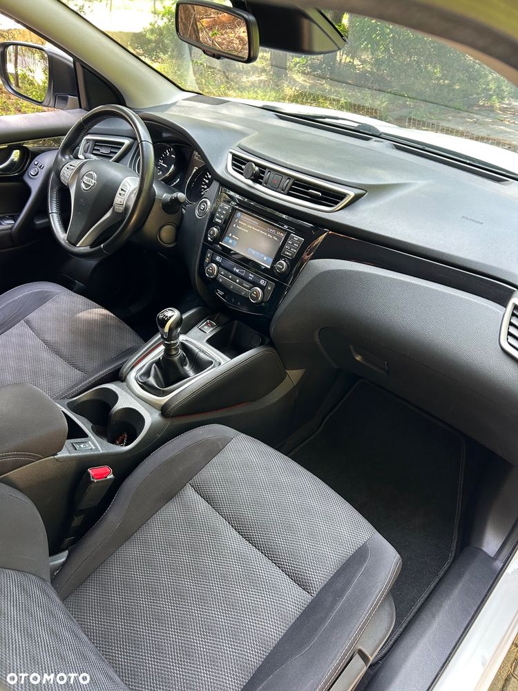 Nissan Qashqai 1.6 DCi N-Connecta - 7